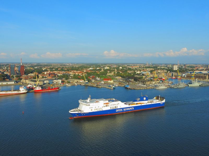 Review of cargo handling in Klaipeda seaport, at Butingės terminal and other eastern coast Baltic se...
